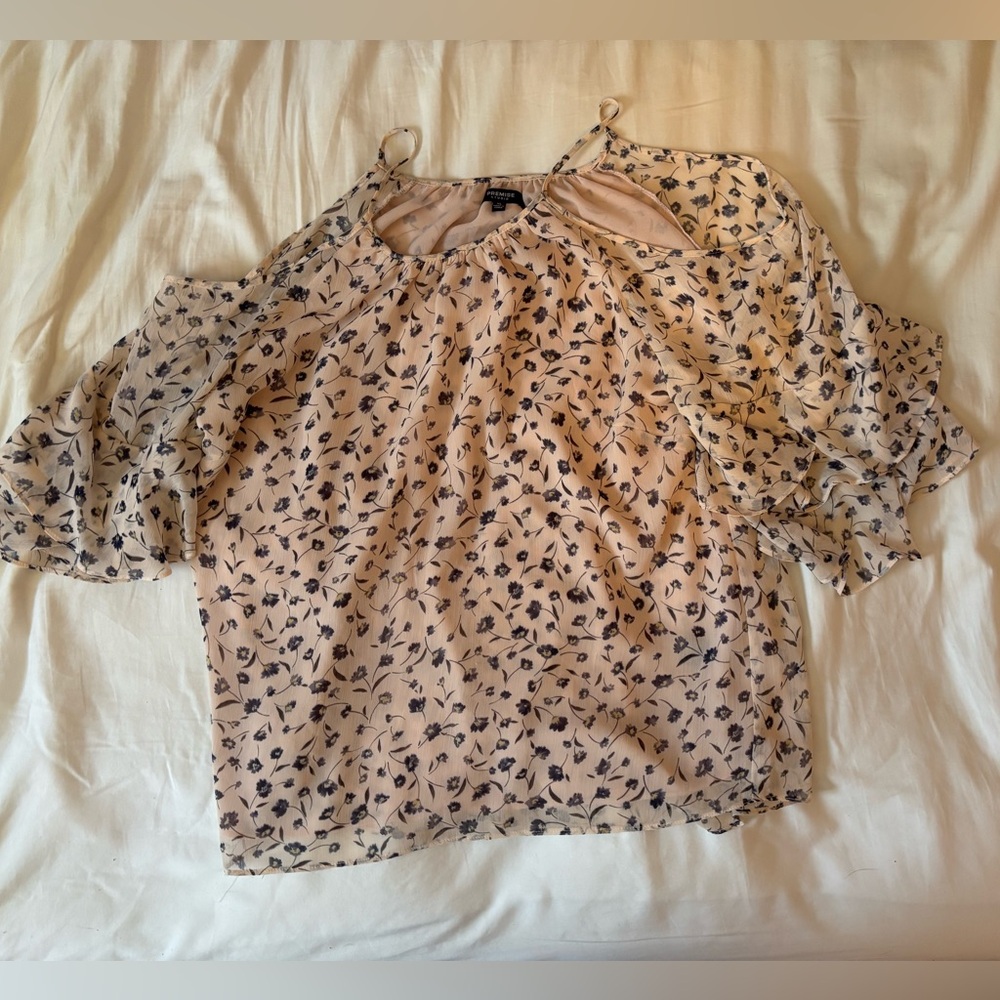 Premise Studio Women’s floral blouse
